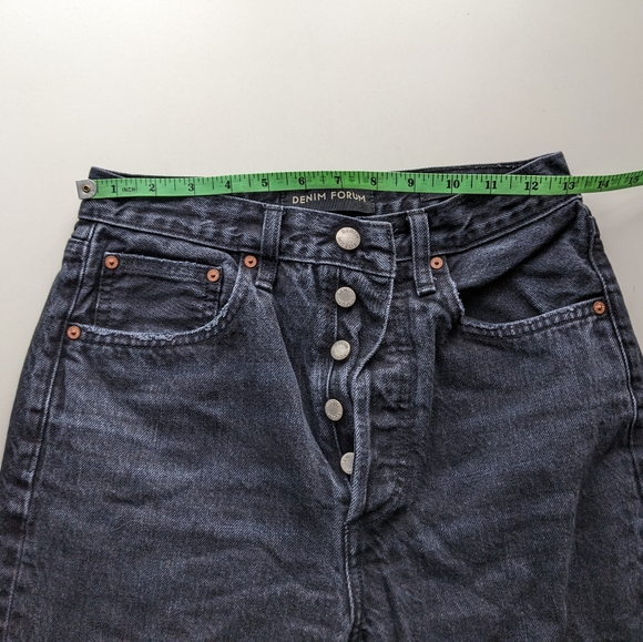 Denim Forum | Joni High Rise Loose 29L size 24 Dark Blue Distressed Jeans - Picture 6 of 13